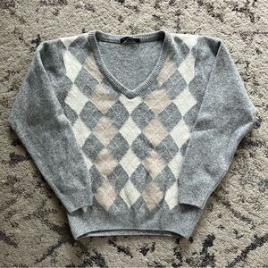 3/$25!!! Brandy Melville Grey Argyle Wool Sweater